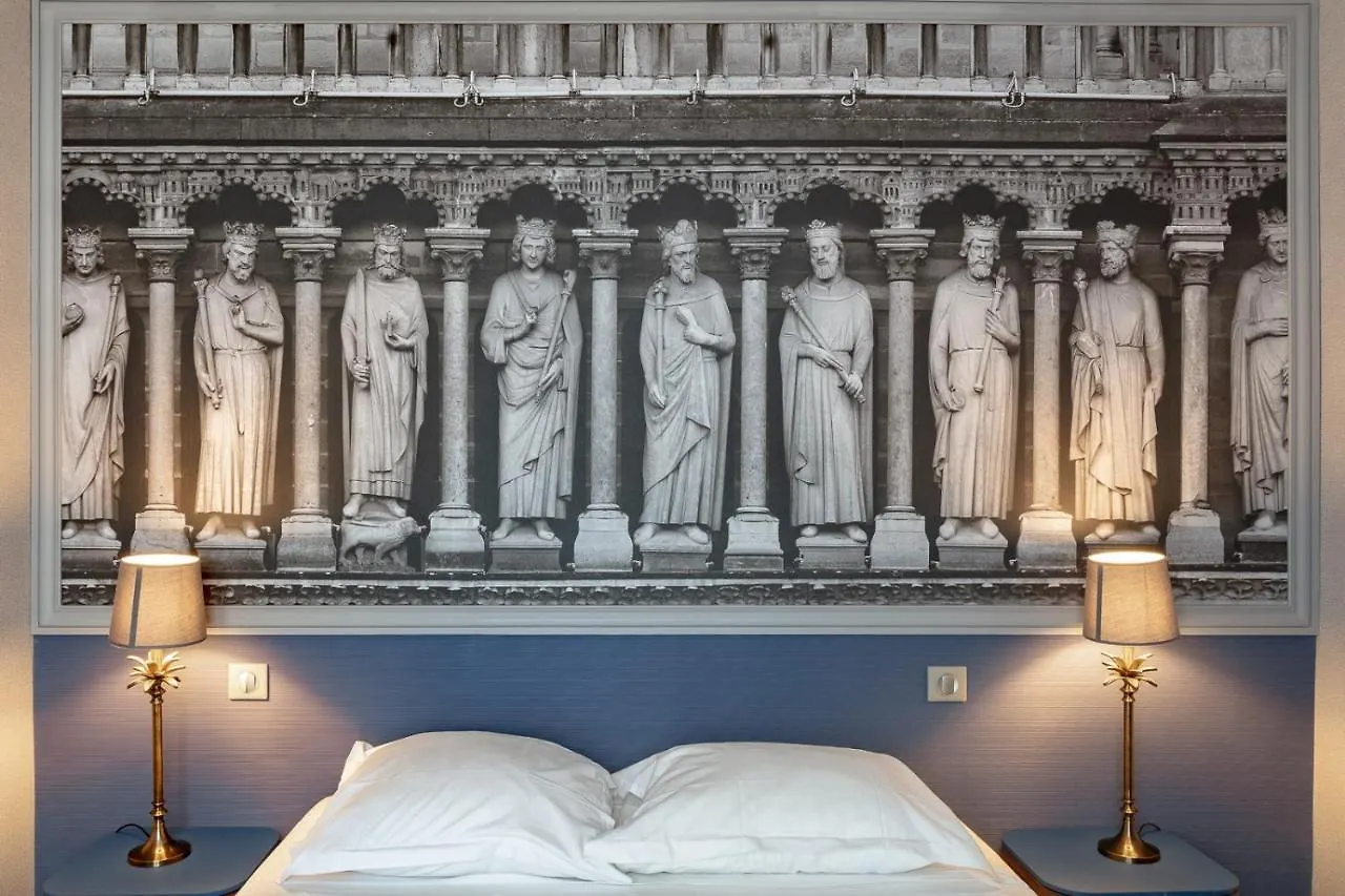 Hotel Saint Christophe Paris France