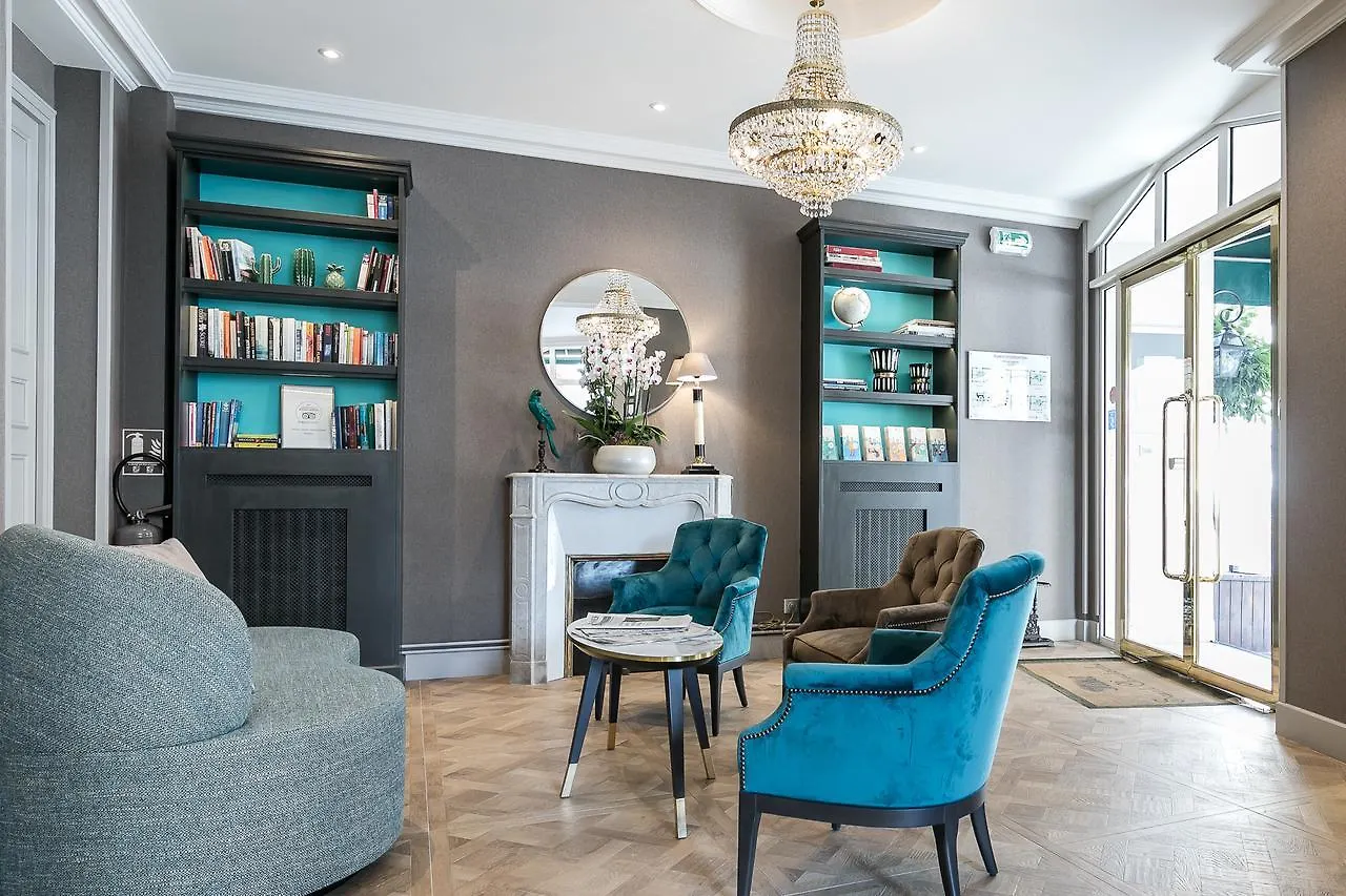 Hotel Saint Christophe Paris