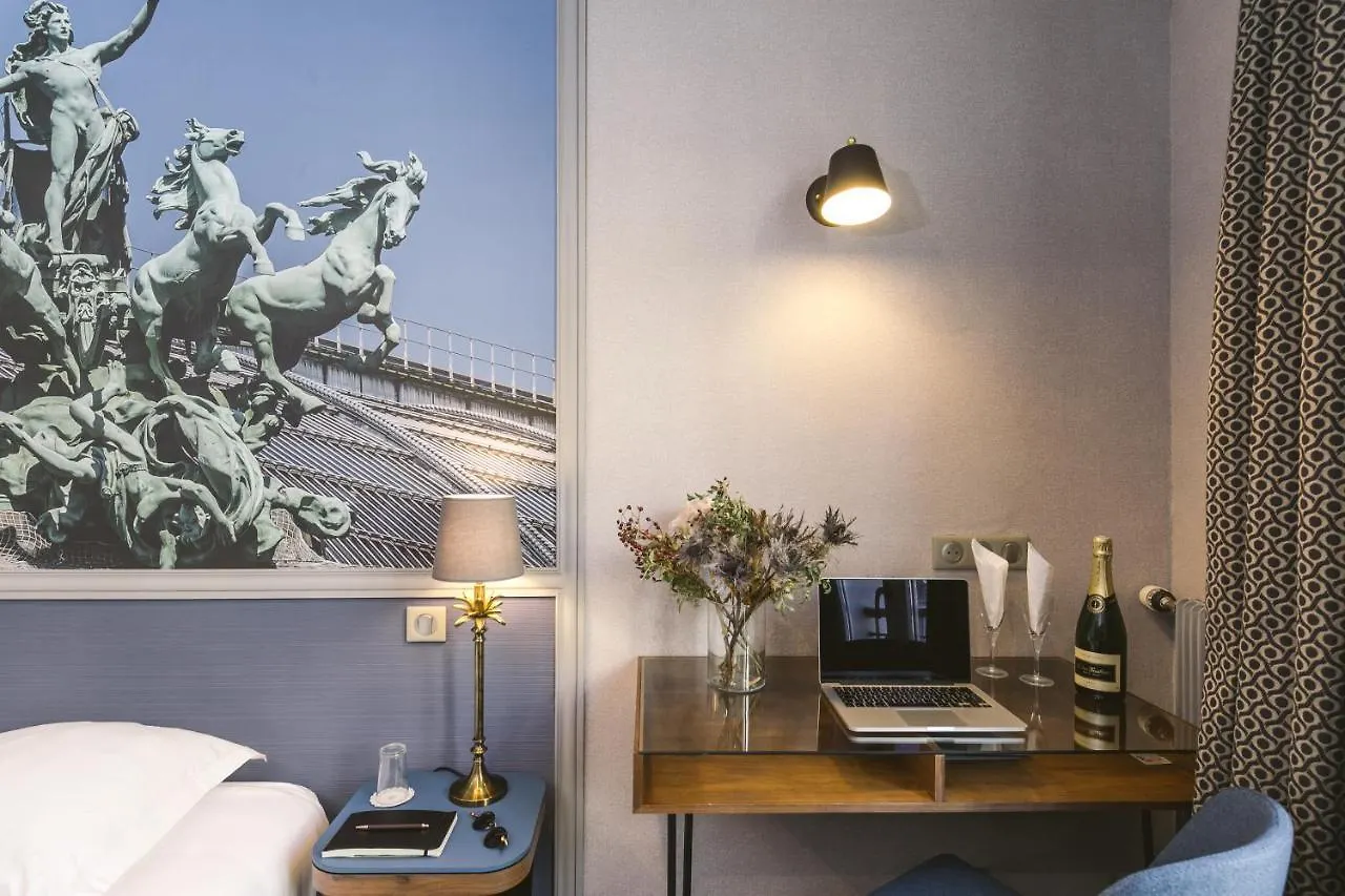 Hotel Saint Christophe Paris