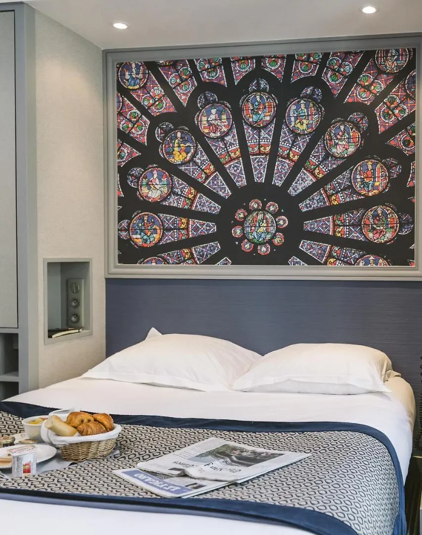 Hotel Saint Christophe Paris